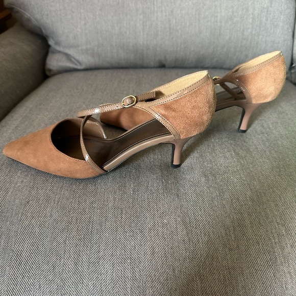 Women Shoes Taupe Suede Patent Leather East Fifth New With Defects With Box 7.5M - Picture 7 of 13